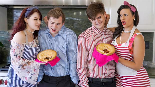 Jessica Ryan & Penny Barber – Stepmommy Pies – MomSwap