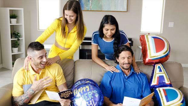 Penelope Woods And Kourtney Rae – Pampering Stepdaddys