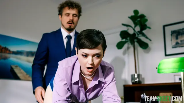 Jade Valentine – My Small Secretary – ExxxtraSmall