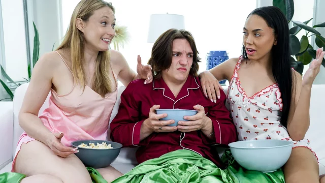 Ophelia Kaan, Bianca Bangs – Movie Night Gets Sexual with Wild Threesome – MomDrips