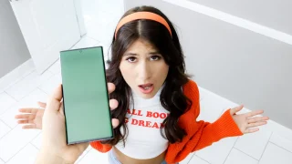 Charlotte Mae – No Need for a New Girlfriend He Can Take His Stepdaughter’s Virginity – DadCrush