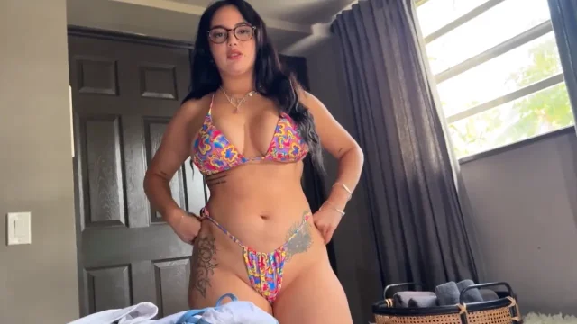 Nika Venom – How to Relax on Vacation – FamilyTherapyXXX