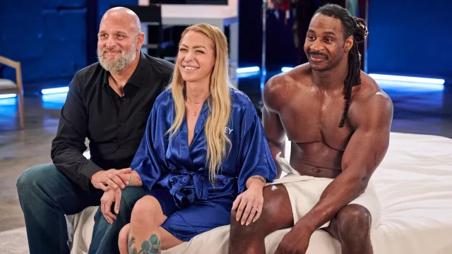 Saint LaRose – Hotwife Has Her First BBC While Hubby Watches – Wifey