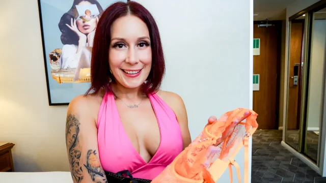 Bella O Hara – If You Treat Me Right, I’m Going to Treat Your Cock Even Better – ShagStreet