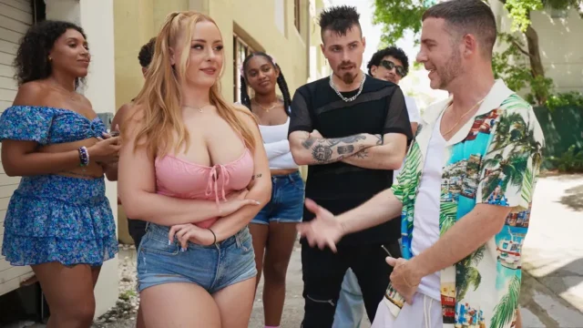 Zoey Uso – UNC Z Gets A Rush! – Brazzers