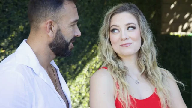 Sexy Blonde River Lynn gets a bullying from neighbor’s Thundercock