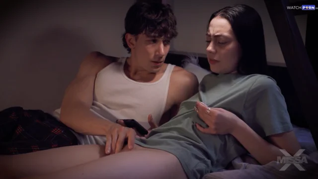 Dolly Paige – Watching Porn with Dolly – MissaX